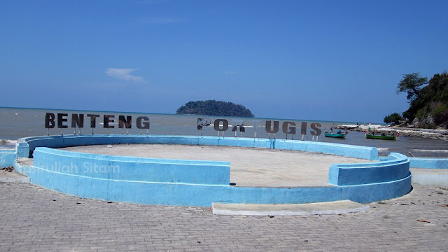 Landmark Pantai Benteng Portugis Jepara