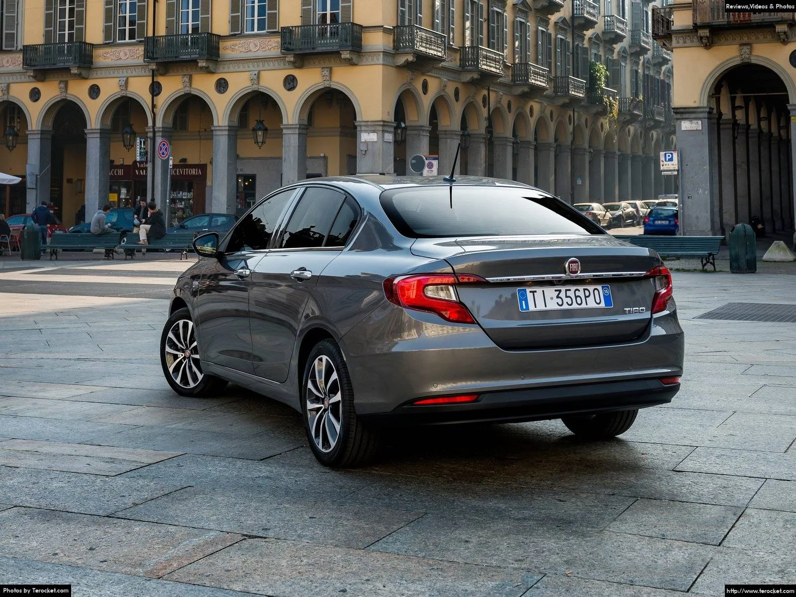 Hình ảnh xe ô tô Fiat Tipo 2016 & nội ngoại thất