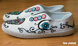 Que pintas! Zapatillas pintadas a mano Sugar Skull (calavera mejicana)