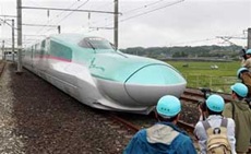 JAPAN-TRAIN