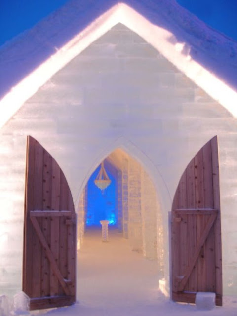 ice hotel 016 Amazing Ice hotel in Canada