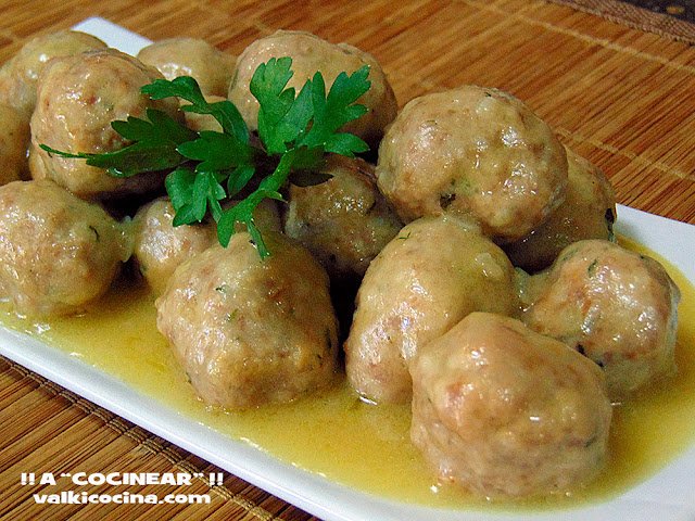 albóndigas en salsa fáciles