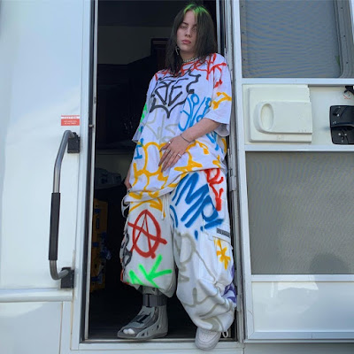 Billie Eilish's Amazing Outfit American beautiful talented singer