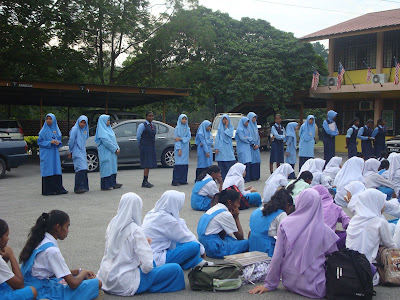 PENTADBIRAN GURU PENOLONG KANAN PETANG