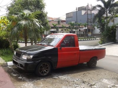 Gambar Modifikasi  Mobil Panther  Terbaru 2019 PANTHER  NGANJUK