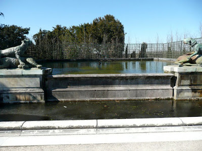 Versailles fountain