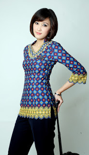 Blouse Batik Unik