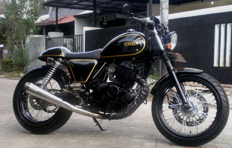 ROMPI LUSUH: Modifikasi thunder EN 125 dan GSX 250