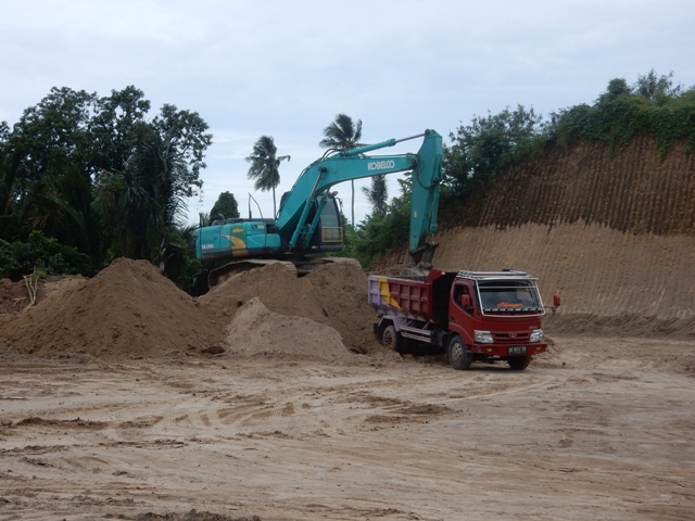  http://www.mediasulut.com/2017/07/hukum-tatengesan-satu-jangan-cemari-nama-saya.html