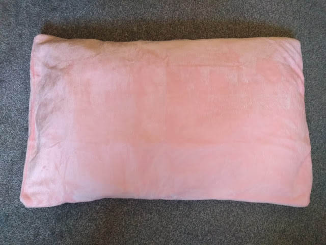 Primark Sleep Microfibre Towel Pillow Cover