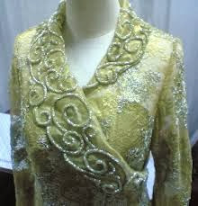 Model Kebaya Asimetris