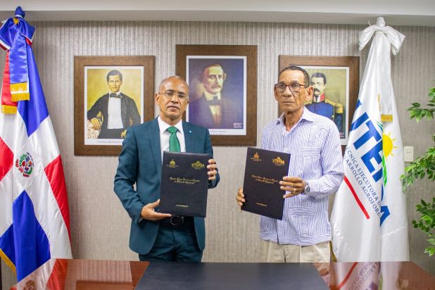 Utepda y Adelbaho firman convenio de colaboración interinstitucional