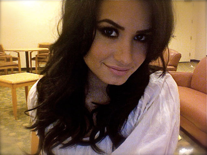 demi lovato cutting. demi lovato without makeup.