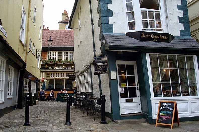 crooked-house-windsor-2