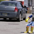 "Hitchbot" الروبوت الذي "وثق" في البشر و كانت نهايته مأساوية ! 