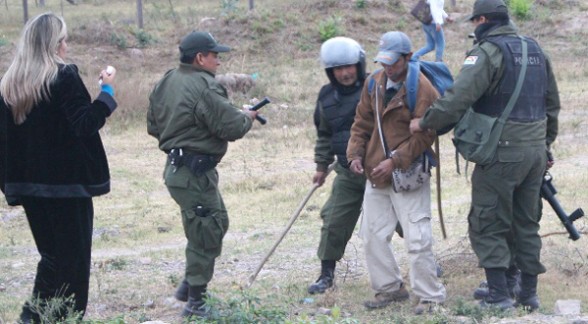 2011: Por séptimo año acusan a la Policía boliviana de vulnerar los DDHH