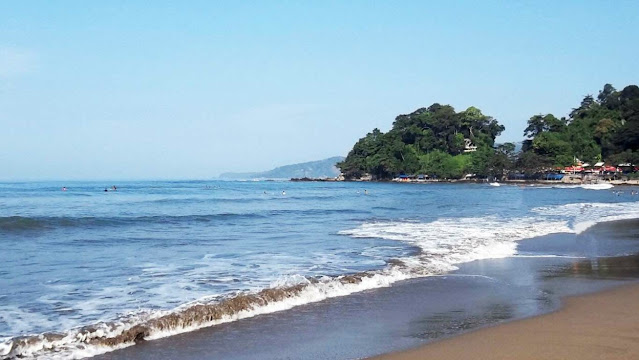 Wisata Pantai Pelabuhan Ratu Sukabumi