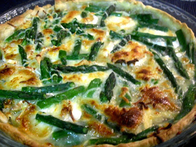 Quiché de calabacín, puerro, espárragos y queso de cabra