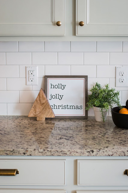 decorating for Christmas on a budget