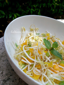 Salada de broto de feijão