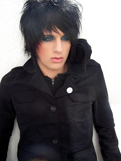 Scene Emo Hairstyle for Boys 2012 - Emo Hairstyle Picture Gallery