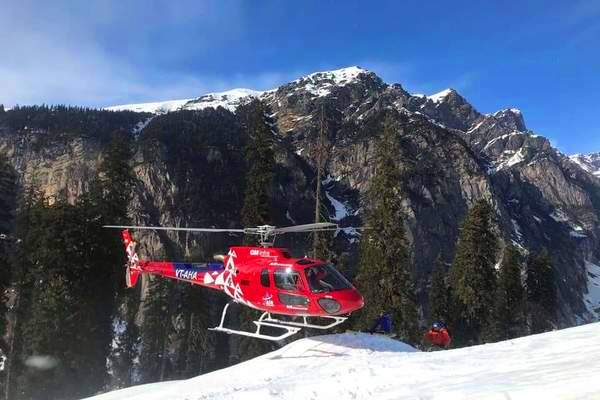 Heli skiing in Manali