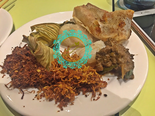 hotel eastin, menu berbuka puasa, kambing golek, udang kasturi, kupang  mangga berlada, lauk kampung, ulam-ulaman, laksa johor, penang charkuey teow, nasi rampai, ais krim malaysia, perai, buffet, resepi um ali, ramdhan, kambing golek sedap, cekodok pisang, sup gear box