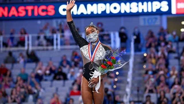 Simone Biles 7 vezes campeã nacional