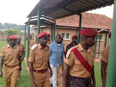 Besigye's Cash Bail Reduced From 30million to 3million