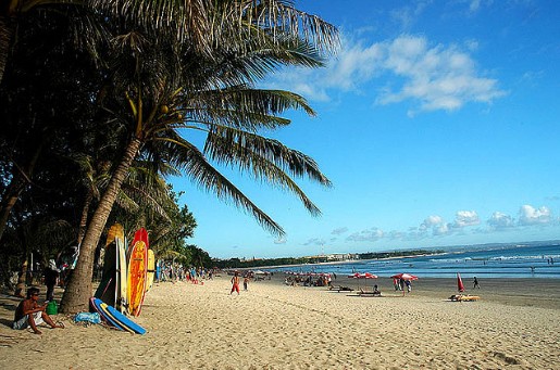 Wisata Pantai kuta