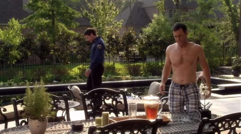 Robert Pralgo Shirtless on The Gates s1e06