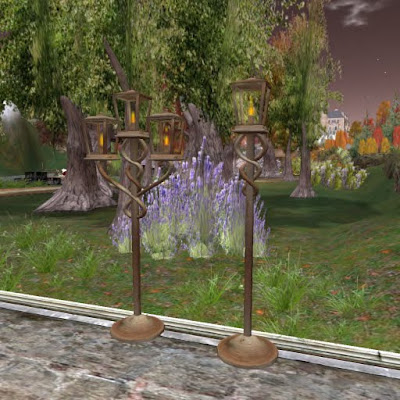 Victorian Lamp Post on Antique Artistry In Second Life  Rusted And Twisted Lamp Posts