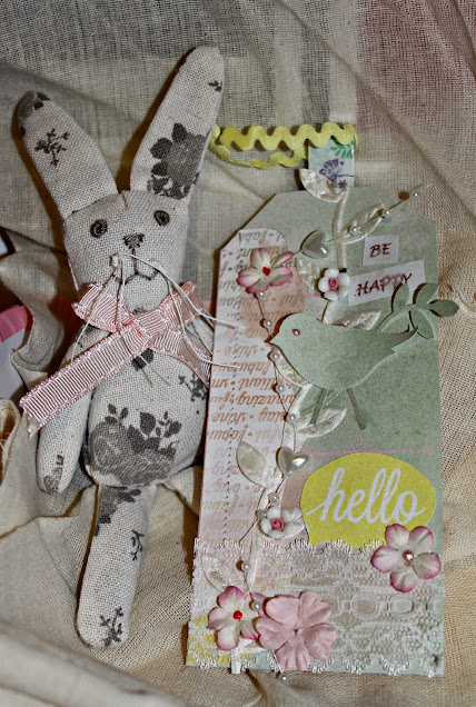 Hello Mini Tag using product from the Studio Boutique