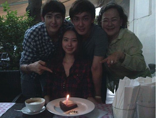 2PM’s Nichkhun Shares Family Photo