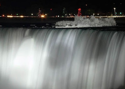 niagra falls winter