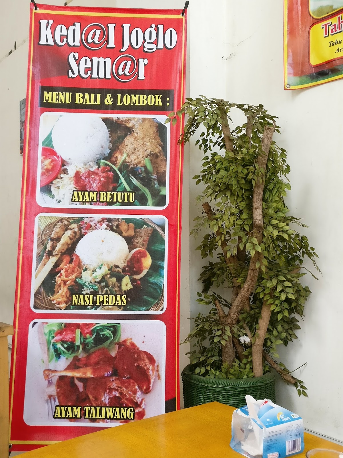 Makan Enak di Joglo Semar Tasikmalaya