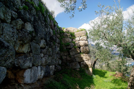 Ο αρχαιολογικός χώρος του κάστρου στον Τυρό ένας ανεκμετάλλευτος θησαυρός. (pics)