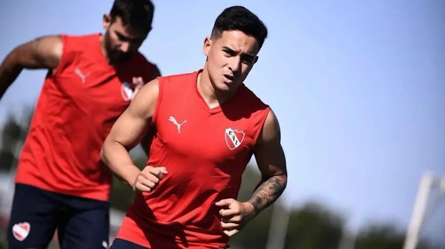 Luciano Gomez se desgarró y será baja en Independiente