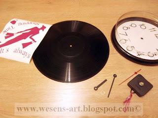 VinylRecordClock lady3 by wesens-art.blogspot.com