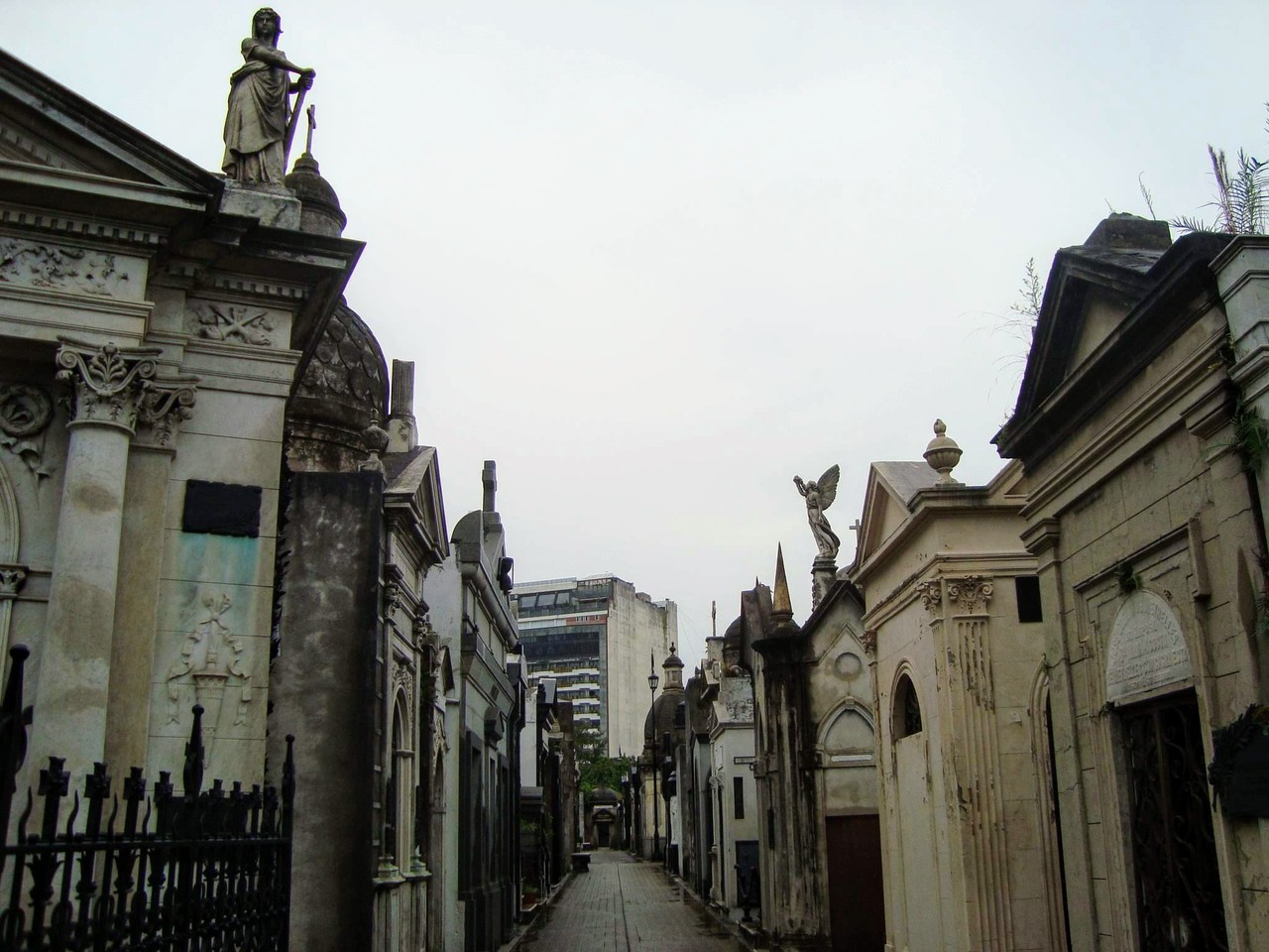 Cemitério Recoleta - turismo inusitado em Buenos Aires