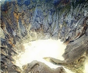 +Kawah ratu tangkuban perahu bandung jawa barat