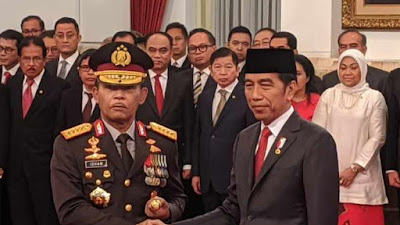 Presiden Jokowi Lantik Komjen Idham Azis Sebagai Kapolri 