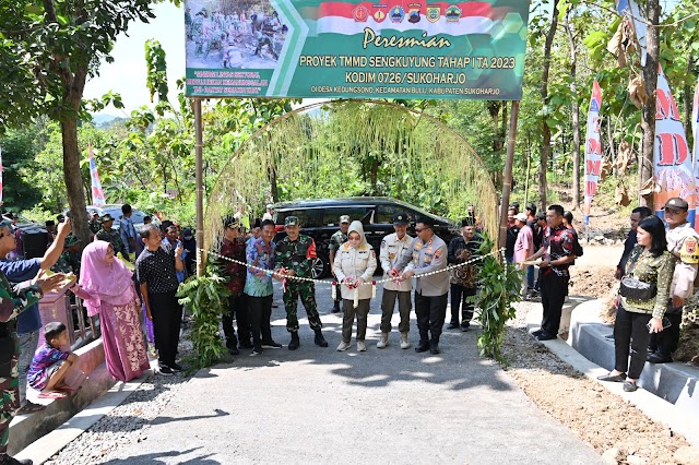 TMMD Sengkuyung Tahap I di Desa Kedungsono Kec. Bulu selesai, Warga sambut antusias Jalan baru.