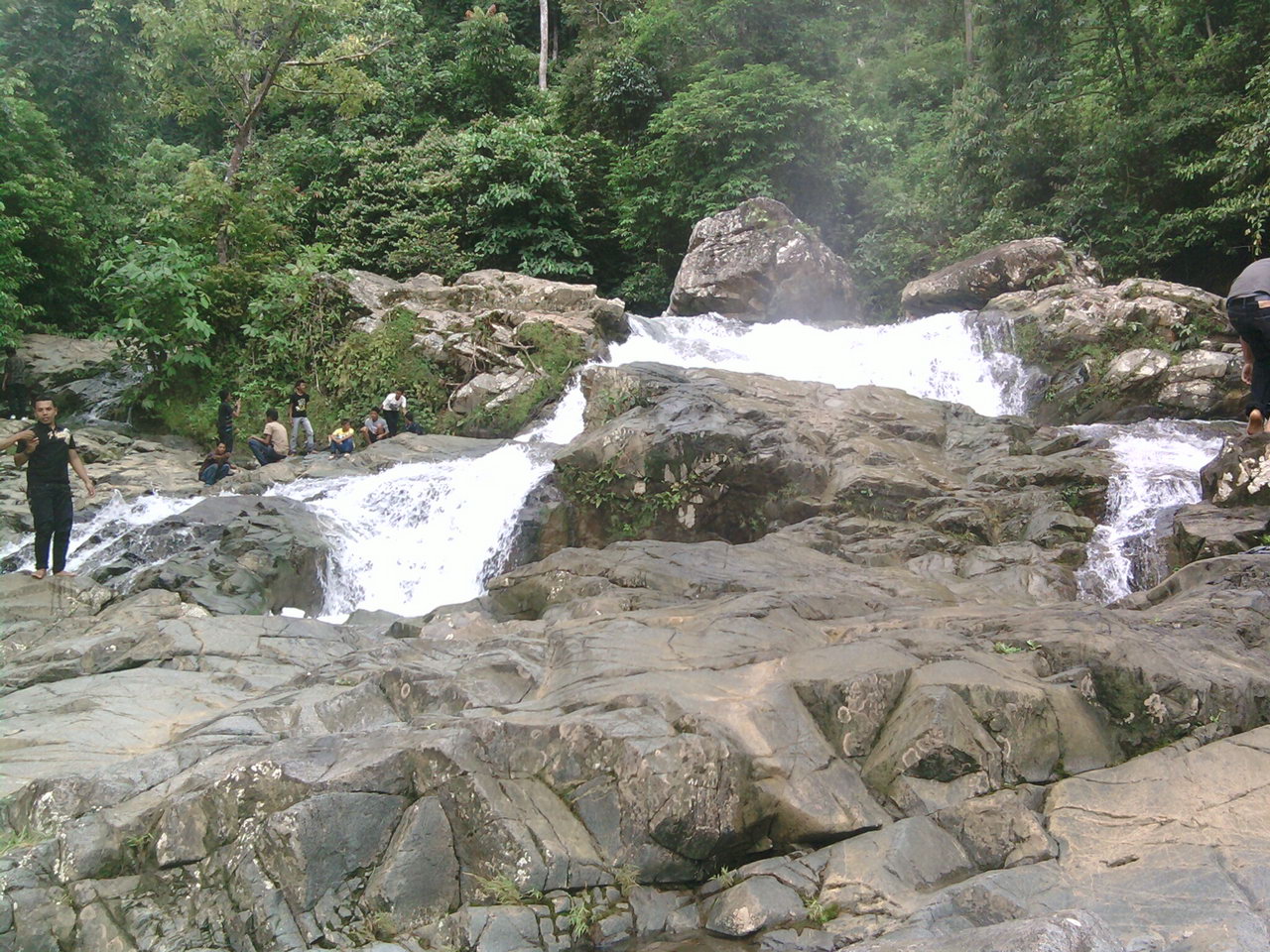 Air Terjun Lhong