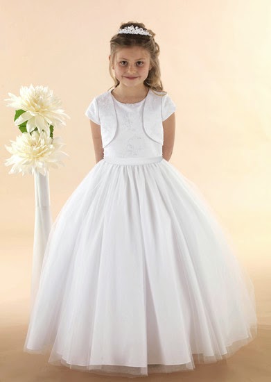 http://www.firstholycommunionday.co.uk/princess-inspired-full-length-lace--pearls-first-communion-dress--daisy---linzi-jay---new-2015-13716-p.asp