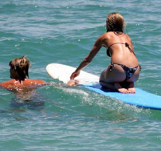 Jennifer Aniston hot beach bikini surfing photos