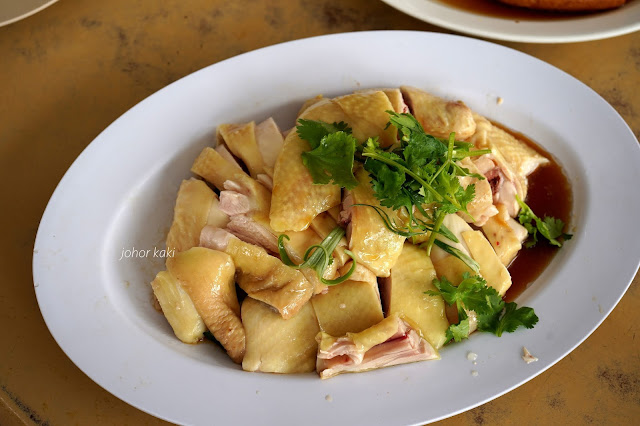 Our Hot Favourite Kee Kee Bentong Chicken Rice @ Yat Yeh Hing Restaurant 基记文冬肥鸡饭