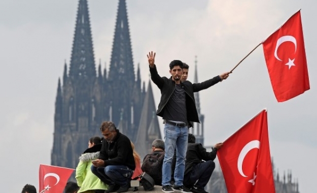 Times: Προβληματισμένοι οι Τουρκοκύπριοι από την ισλαμοποίηση της Τουρκίας