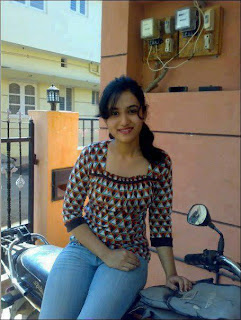 Hot Desi College Girls photos