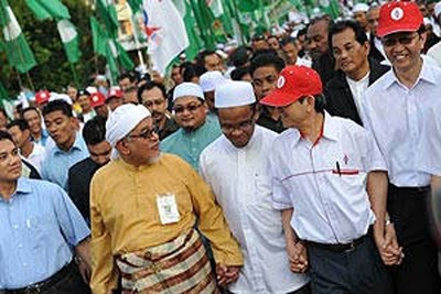 Tumpang sekole?: N5 Tenang - Its BN vs PAS